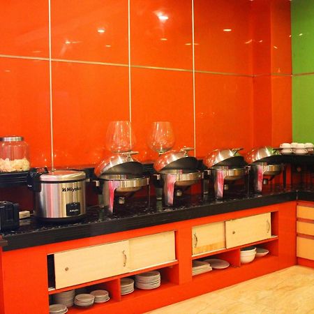 Maleosan Inn Manado Hotel Buitenkant foto