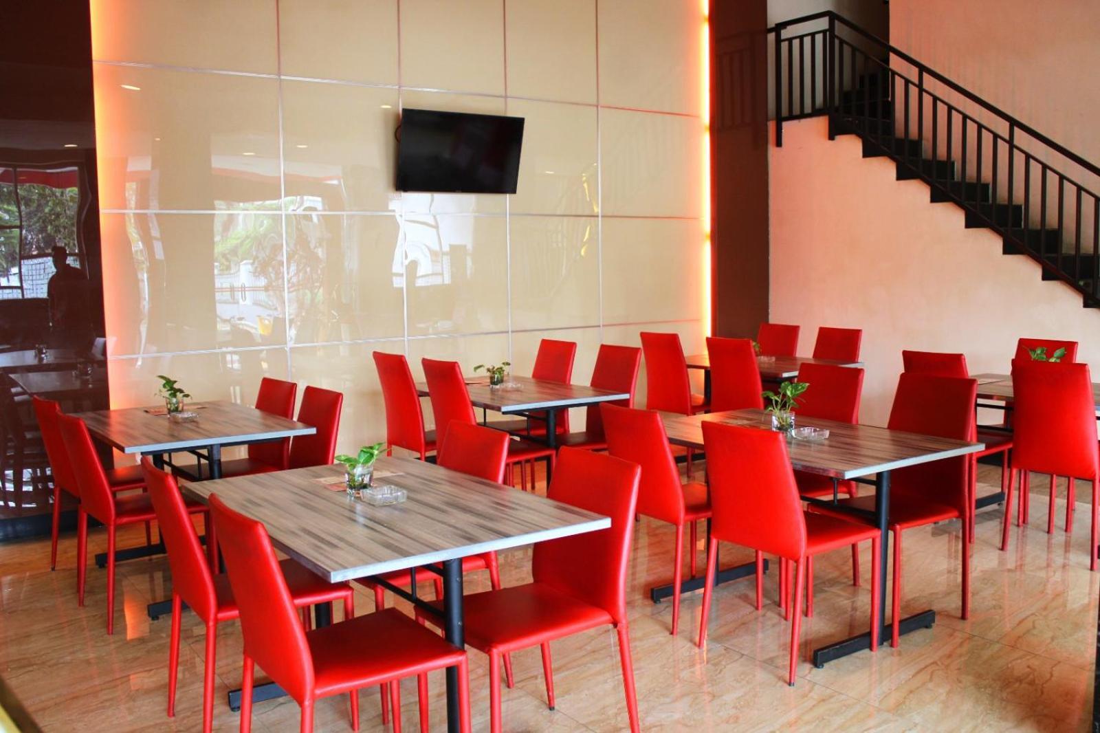 Maleosan Inn Manado Hotel Buitenkant foto
